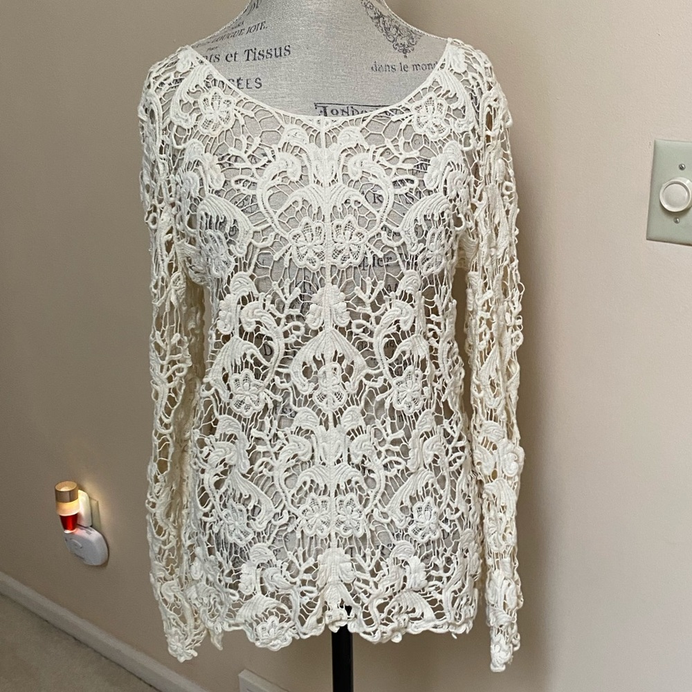 Ivory crochet lace tunic size medium